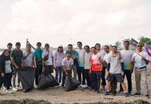 PLN UP2D Bali Gelar Aksi Bersih Pantai Lewat Program Jumat Berdampak