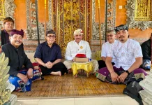 Wali Kota Jaya Negara Serahkan Santunan Kematian Dua Veteran di Denpasar