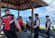 Patroli Dialogis Sat Samapta Polres Klungkung Hadirkan Rasa Aman di Rest Area