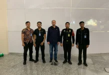 Tampar Warga, Bule Italia Dideportasi