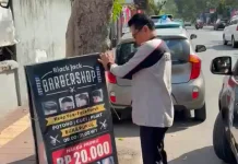 Satpol PP Denpasar Tertibkan 200 Alat Peraga Kedaluarsa di Fasilitas Umum