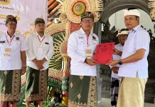 Mempererat Sinergitas, Bupati bersama OPD Kompak Hadiri Pengukuhan Bendesa Adat