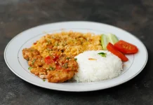 Asal Usul Ayam Geprek dari Warung Sederhana di Yogyakarta