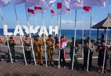 Sambut HUT ke-81 RI, Bupati Satria Pimpin Aksi Pemasangan Bendera Merah Putih