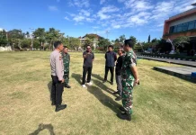 Pastikan Pengamanan Maksimal, Danramil Kerambitan Tinjau Lokasi Upacara HUT RI