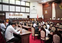 DPRD Gianyar Sampaikan Jawaban Pendapat Bupati Terkait Sempadan Sungai
