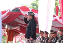 Giri Prasta Pimpin Penurunan Bendera HUT ke-81 RI di Puputan Margarana