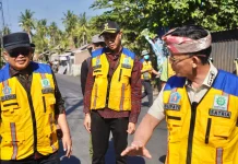 Bupati Satria Tinjau Progres Pengerjaan Jalan Sampalan-Toyapakeh