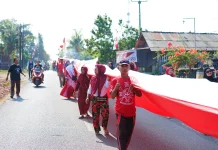 Semarak Kirab Bendera 81 Meter di Jembrana