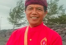 Pelebon Ida Nabe Sire Empu Pande Aji Digelar Sakral