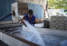 AQUA dan Citilink Perkuat Pengelolaan Sampah Plastik dari Aktivitas Penerbangan