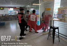 Diduga Terlilit Pinjol, Pria 26 Tahun Ditemukan Meninggal di Indomaret Buduk