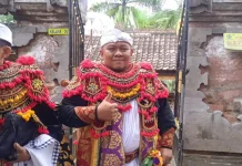 Topeng Sidekarya Pelengkap Upacara Yadnya