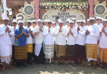 Ratusan Umat Hindu Ikuti Metatah Masal Desa Adat Panjer