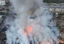 Gudang Rongsokan di Denpasar Terbakar, Proses Pendinginan Masih Berlangsung