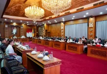 Ny. Putri Koster Dorong Perajin Bali Kreatif
