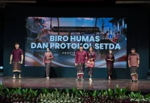 Fashion Day “Wastra Hitakara” Dorong ASN Jadi Penggerak IKM dan Pelestarian Endek