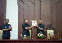 Bupati Gianyar, Mahayastra Sampaikan Rancangan Perubahan APBD TA 2026