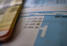 WNI Usia 17 Tahun Bakal Otomatis Dapatkan KTP dan Rekening Bank