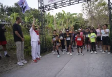 Tingkatkan Promosi Wisata Nusa Penida, Bupati Satria Lepas Ratusan Peserta Fun Run