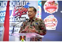 Menkop Ferry Tegaskan Koperasi Jadi Tiang Utama Ekonomi Daerah