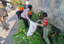 Koramil Tabanan bersama Warga Bersihkan Lingkungan Pasar OB World Clean Up Day
