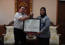 Kemenkum Bali Serahkan Sertifikat Merek GARDA Rutan Klungkung