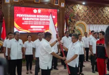Pelantikan KONI Gianyar, Bupati Mahayastra Tekankan Kompetisi Berjenjang
