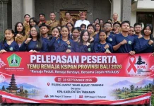 Pemkab Tabanan Lepas Puluhan Peserta KSPAN Tabanan Ikuti Muspa Bali 2026