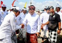 Wawali Arya Wibawa Apresiasi Kolaborasi Karya Angasti Puja Desa Adat Kesiman