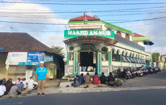 Ibadah Idul Fitri di Bali Berjalan Lancar, PLN Pastikan Listrik Andal
