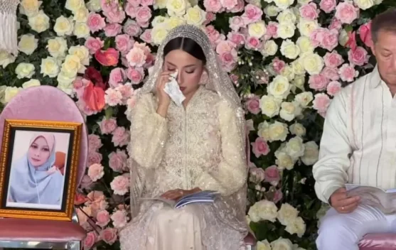 Momen Penuh Haru Qur’an Recitation Jennifer Coppen, Sosok Wanita ini Jadi Perhatian