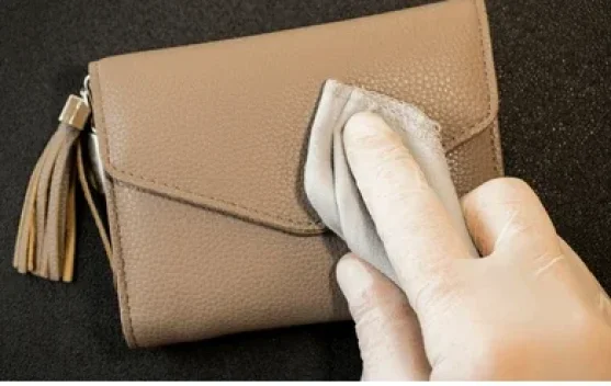 Tips Mencuci Tas agar Tetap Bersih dan Awet
