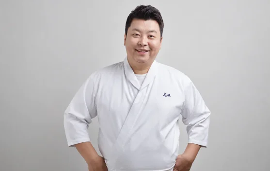 Jung Ho-young dan Tiga Acara yang Membuat Namanya Makin Bersinar