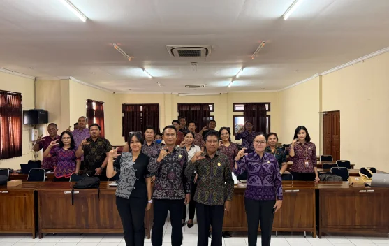 Diskominfo Gianyar Bersama KI Bali Gelar Bimtek Monev KIP 2026