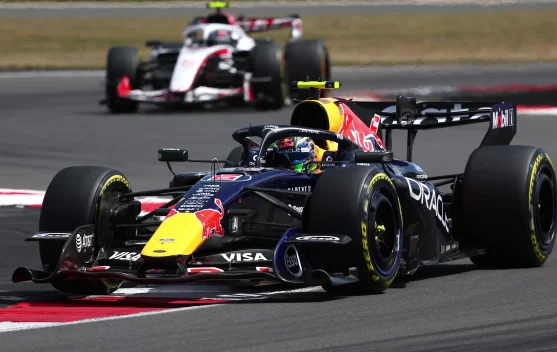 Red Bull dan McLaren Kesulitan Kejar Kecepatan Lawan