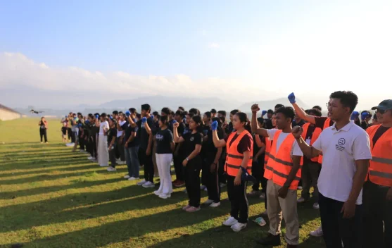 Bupati Satria Hadiri Aksi Clean Up "Back to School" di Kawasan PKB Gunaksa