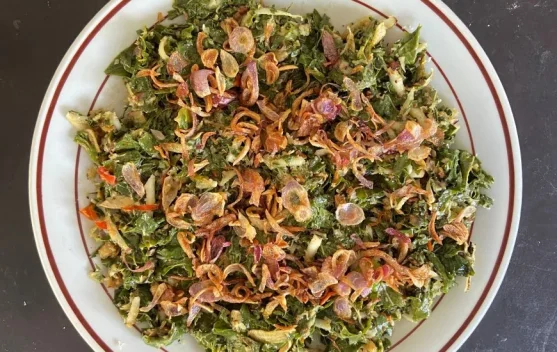 Urap Daun Belimbing Khas Bali, Rasa Sepat Segar dari Dapur Tradisi