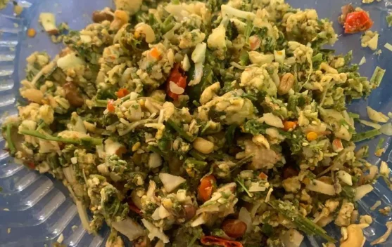 Menikmati Jukut Paku, Kuliner Autentik Bali yang Kaya Serat dan Sarat Tradisi