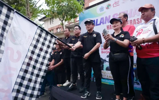 Ribuan Peserta Ikuti Jalan Sehat HUT ke-79 Koperasi di Denpasar