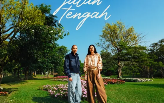 Mikha Tambayong X Rayi Putra Rilis “Jalan Tengah”