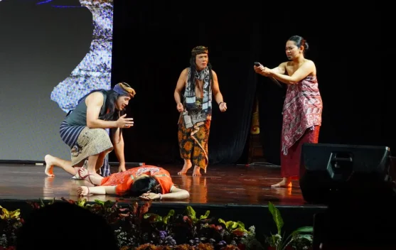 Teater Agustus Membaca Bali Lewat Pentas "Prasasti" FSBJ VIII 2026