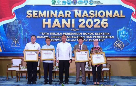 Menkes: Rokok Elektrik Sama Berbahayanya dengan Rokok Konvensional