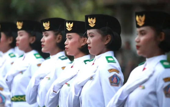 Bupati Satria Kukuhkan Anggota Paskibraka Kabupaten Klungkung Tahun 2026