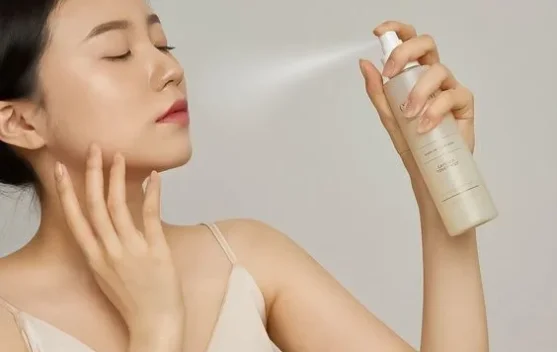 Face Mist, Perlu atau Sekedar Pelengkap Skincare?