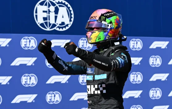 Sempat Tergelincir, Lando Norris Tetap Rebut Pole Position F1 GP Spanyol di Madrid