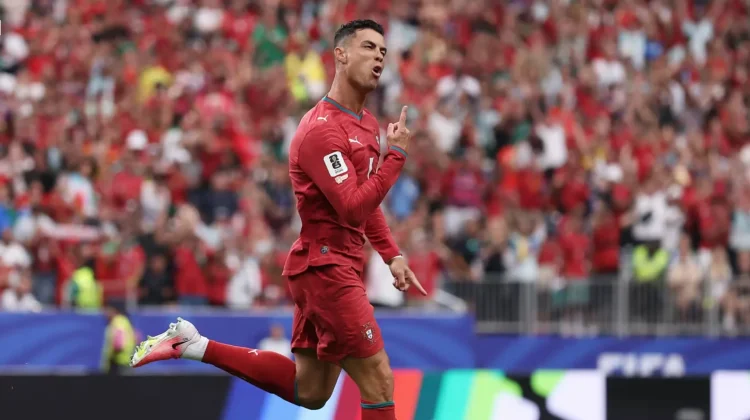 Portugal Menang Besar Atas Uzbekistan 5-0, Ronaldo Cetak Dua Gol
