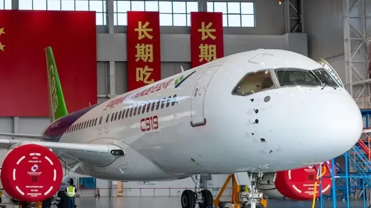 Tembus Dominasi Boeing-Airbus