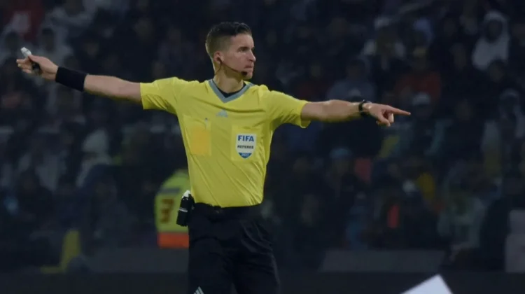 FIFA Akan Periksa Wasit Laga Argentina Lawan Mesir
