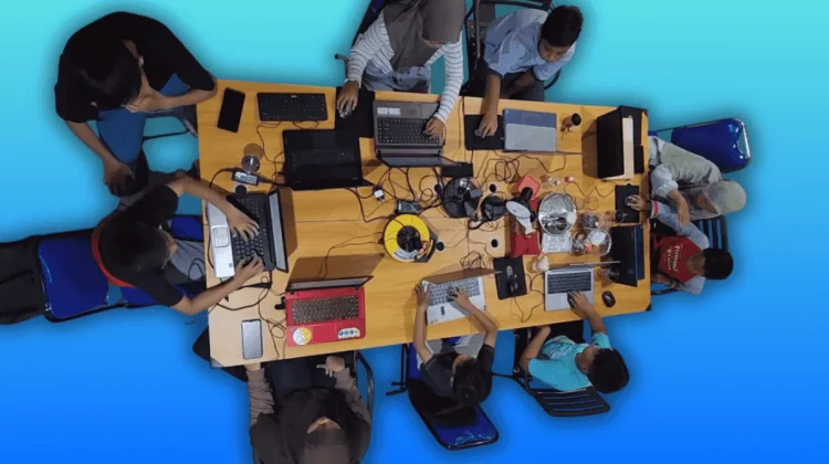 Mengembalikan Kemampuan Pemecahan Masalah Komputasional Anak di Era Digital